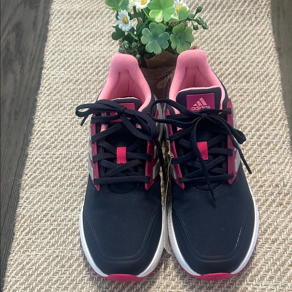 ADIDAS Kids Size 5⭐️NWT💕EQ21 2.0 BOUNCE Sport Elastic Lace Running Shoes